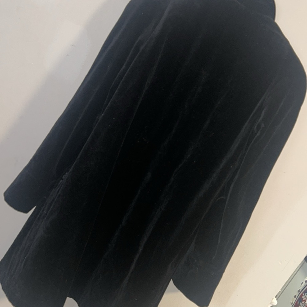 Velvet Oversize Black Coat - Picture 5 of 6